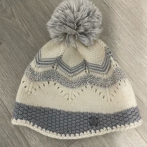 Smart wool Pom Beanie White and Grey like new